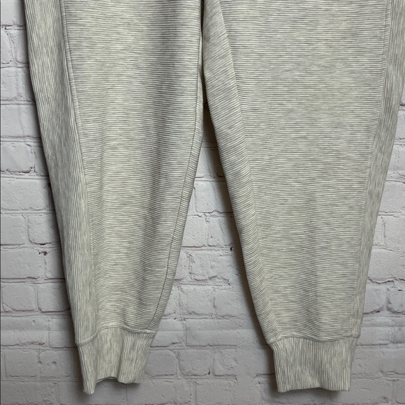 ID Ideology Ottoman-Rib Jogger Pants - Picture 3 of 11